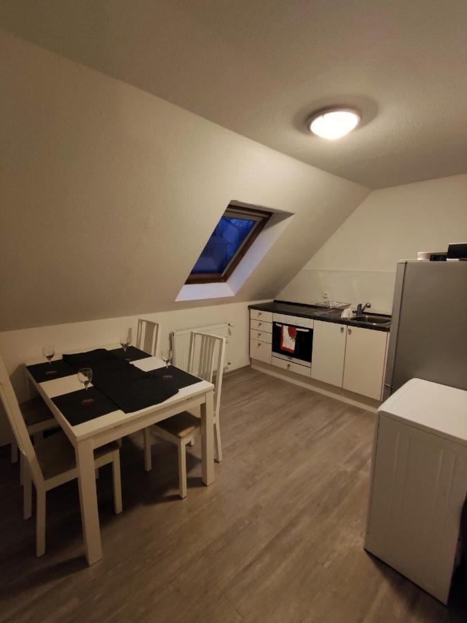Dachgeschosswohnung Mit Klimaanlage In Bester Lage Menden Exterior foto