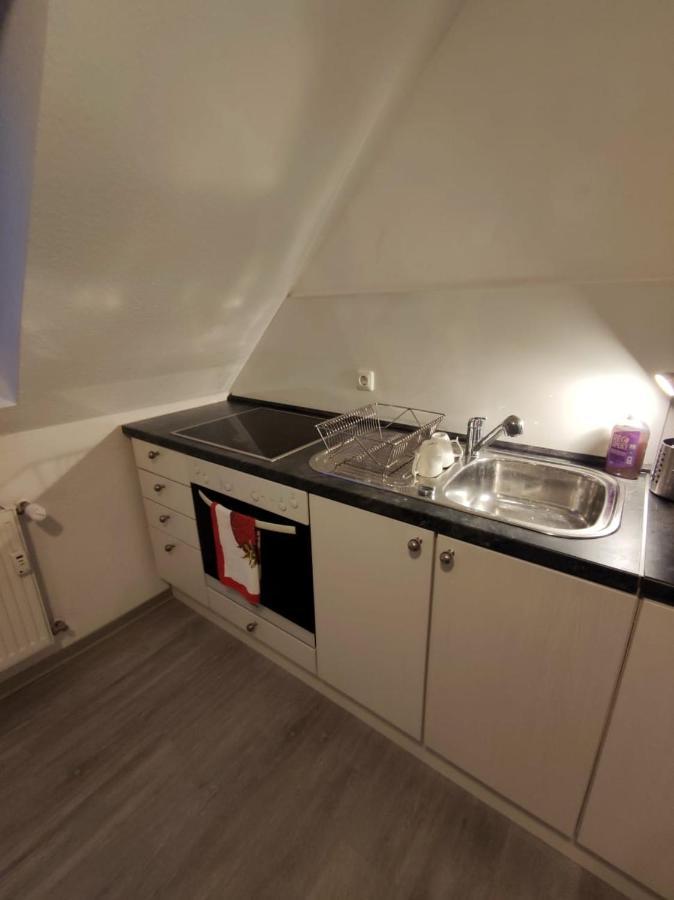Dachgeschosswohnung Mit Klimaanlage In Bester Lage Menden Exterior foto